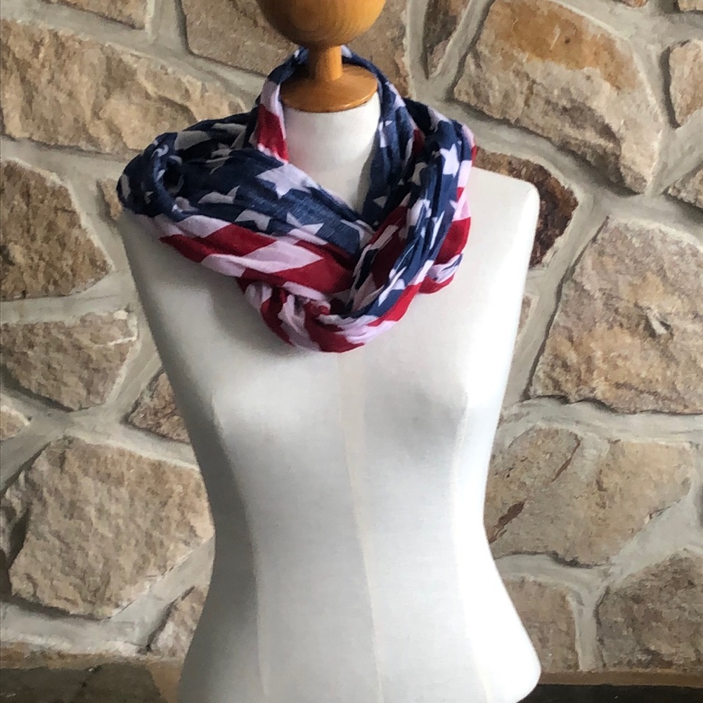 Americana Infinity Scarf